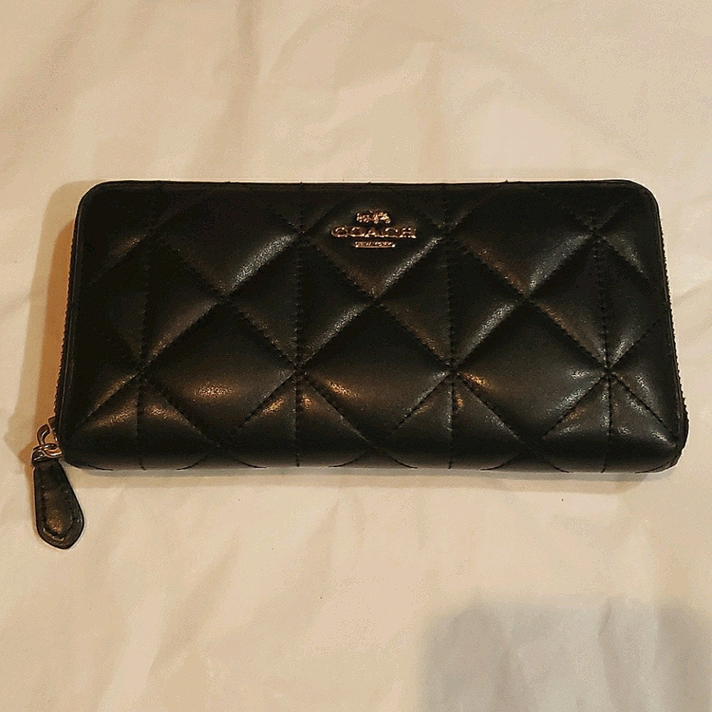 Coach quilted wallet